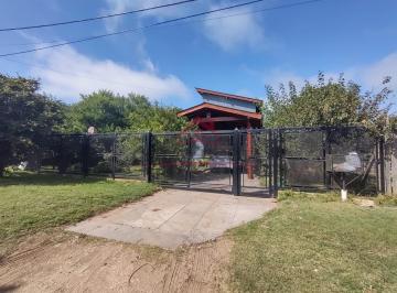 Casa · 220m² · 7 Ambientes · 2 Cocheras · Venta de Casa + Dos Departamentos
