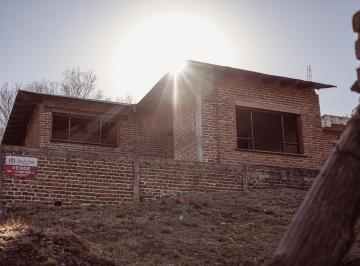 Casa · 144m² · 2 Dormitorios · 2 Cocheras · Vendo Casa a Terminar - Molinari - Cosquin