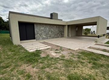 Casa · 200m² · 6 Ambientes · Propiedad en Venta: Casa en La Cercanía - Mendiolaza