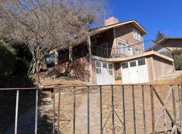Casa · 160m² · 4 Ambientes · 2 Cocheras · Se Vende Casa en Cuesta Blanca Villa Carlos Paz