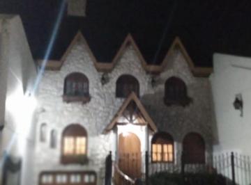 Casa de 4 ambientes, Bahía Blanca · Particular Vde