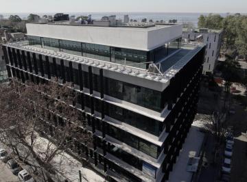 Oficina comercial · 500m² · 8 Cocheras · Oficina - Libertador Al Río
