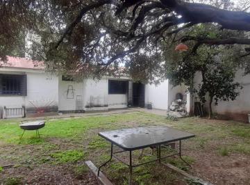 Casa de 8 ambientes, Córdoba · Vivienda Unifamiliar