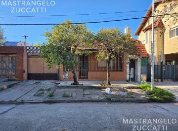 Casa · 112m² · 3 Ambientes · 1 Cochera · Casa Americana en Pb en Gerli