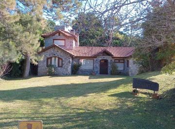 Casa de 6 ambientes, Cariló · Carilo, Casa, Aveztruz y Nogal - Alquiler Anual