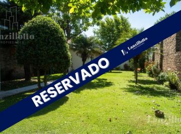 Casa · 109m² · 3 Ambientes · 1 Cochera · Casa en Lanús Este