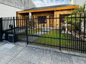 Casa de 4 ambientes, Morón · Casa 4 Ambientes con Quincho y Pileta
