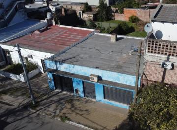 Local comercial · 80m² · 4 Ambientes · Local con Garage, en El Centro de Cañuelas