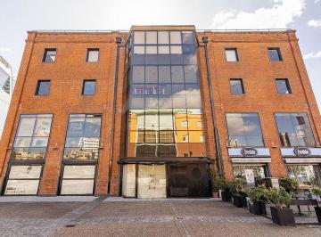 Oficina comercial · 2627m² · 34 Cocheras · Excelente Oficina con Vista Al Puerto y a La Ciudad | Ubicación Estratégica | Muy Buen Estado