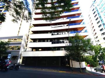 Departamento · 170m² · 6 Ambientes · 1 Cochera · Piso Entero a La Venta en Nueva Cordoba con Cochera