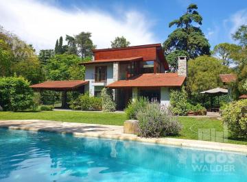 Casa · 209m² · 5 Ambientes · 2 Cocheras · Casa en Venta 5 Ambientes - Ingeniero Maschwitz