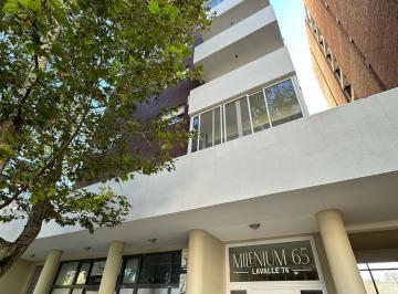 Local comercial · 160m² · 4 Ambientes · Gran Local Comercial en Lavalle 70