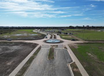 Terreno · 462m² · Venta Terrenos Ibarlucea Barrio Privado Cinco Lagos
