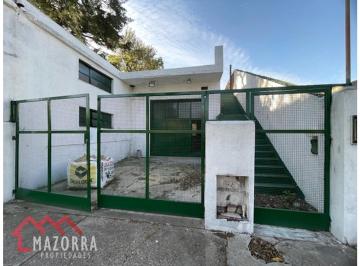 Bodega-Galpón · 300m² · 1 Ambiente · Galpon en Alquiler - Martin Coronado