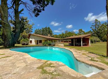 Casa · 150m² · 3 Ambientes · 2 Cocheras · Retasado| Venta | Casa Quinta | Sierra de Los Padres | 1 Hectárea |