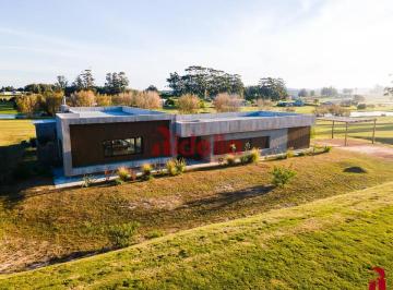 Foto1 · Casa 5 Dorm., en Barrio Privado, Punta del Este.