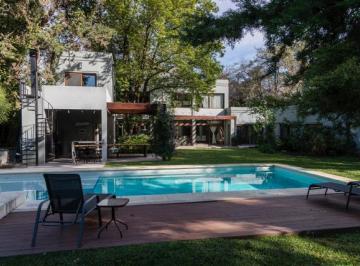 Contrafrente · Excelente Casa Venta Parque Leloir