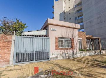 Casa · 120m² · 4 Ambientes · 1 Cochera · Venta · Casa en Villa Bosch · Cochera · pileta