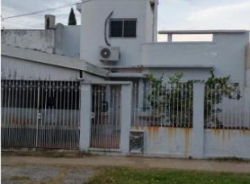 Casa de 4 ambientes, Avellaneda · Casa en Lote Propio