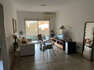 Departamento de 3 ambientes, Almirante Brown · Excelente Departamento de Tres Ambientes con Cochera