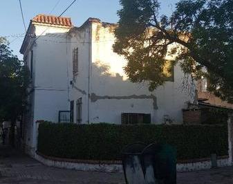 Casa · 150m² · 3 Dormitorios · 1 Cochera · Casa en Alquiler Rosario Barrio Sarmiento Excelente Estado