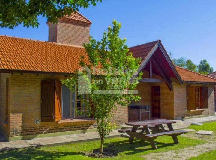 Hotel · 845m²