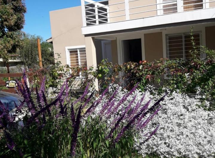 Casa · 88m² · 4 Ambientes · 1 Cochera