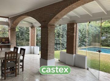 Casa · 220m² · 4 Ambientes · Casa en Venta de Cuatro Ambientes en La Lomada