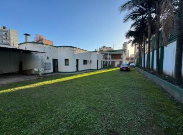 Casa · 1294m² · 4 Ambientes · Importante Propiedad en Venta - Ideal Comercial