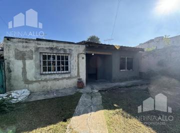 Casa · 100m² · 4 Ambientes · 2 Cocheras · Venta Casa Ituzaingo Norte a Refaccionar Zona Industrial
