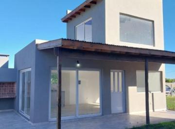 Departamento de 3 ambientes, Mar del Plata · Complejo de 4 Cabañas en Mar de Cobo