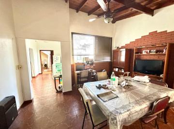 LIVING COMEDOR · Casa Lote Propio 10x12.25 - con Patio y Terraza en Parque Cha - 120 m² Totales.