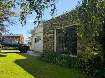 Casa · 130m² · 2 Ambientes · 1 Cochera · Casa 2 Amb. Barrio Privado San Benito