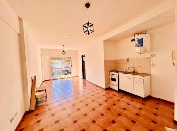 Departamento · 35m² · 1 Ambiente · Monoambiente Divisible en San Martín Centro - Apto Crédito