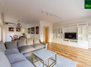 Departamento · 127m² · 4 Ambientes · 1 Cochera · Increible 4 Ambientes C/ Dependencia y Cochera en Alquiler