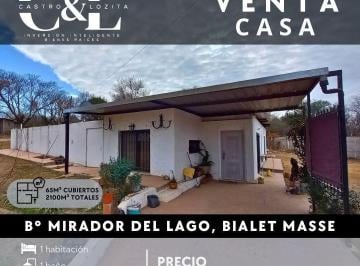 Casa · 65m² · 3 Ambientes · 1 Cochera · Propiedad con Terreno de 2100 m² en B° Mirador del Lago, Bialet Massé