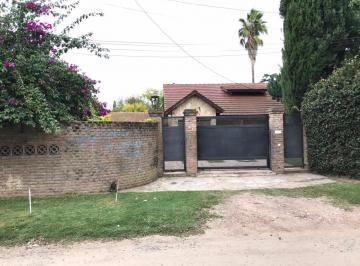 Casa de 7 ambientes, Malvinas Argentinas · Casa Quinta en Barrio Las Praderas Polvorines.