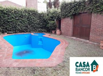 Casa · 260m² · 4 Ambientes · Casa Zona Cerro, Dino, Apto Credito Bancor, 3 Dorm., Playroom y Servicio, Patio, Pileta