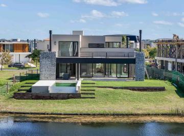 Casa de 5 ambientes, Escobar · Venta Casa a La Laguna Puertos del Lago Barrio Costas