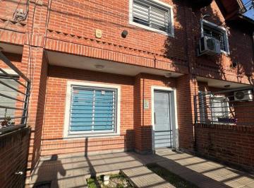 PH · 81m² · 3 Ambientes · 1 Cochera · Dúplex en Venta en Ituzaingo