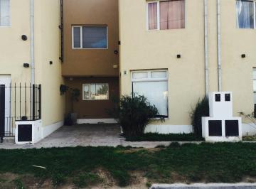 Departamento de 4 ambientes, Puerto Madryn · Lola Mora 639