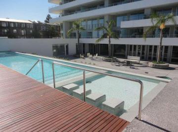 Departamento · 51m² · 2 Ambientes · 1 Cochera · Excelente Departamento Vista Al Rio en Colonia, Renta en Dolares Hasta 2025