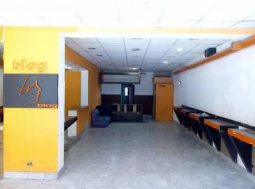 Local comercial · 195m² · Av Segurola y Av Jonte - Local con Vivienda - Monte Castro