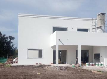Casa · 201m² · 4 Ambientes · 2 Cocheras · Casa en Venta en Obra Monet Cardales
