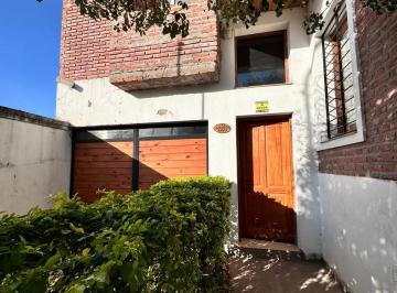Casa de 8 ambientes, Santo Tomé · Casa Ubicada en Una Hermosa Zona de Nuestra Ciudad