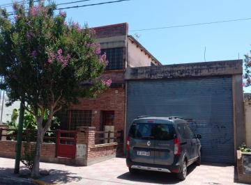 Casa de 3 ambientes, Córdoba · Venta de Casa de 2 Domitorios con Galpón con Entrada Independiente
