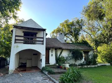 Casa · 290m² · 5 Ambientes · 4 Cocheras · Venta Excelente Casa Bella Vista