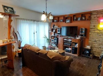 Departamento · 73m² · 3 Ambientes · Departamento en Venta Cocn Cochera y Baulera