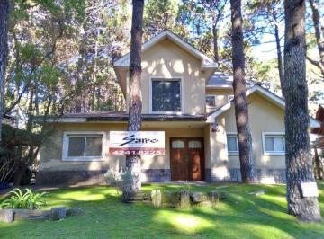 Casa de 3 ambientes, Costa del Este · Chalet Desarrollado en Dos Plantas!