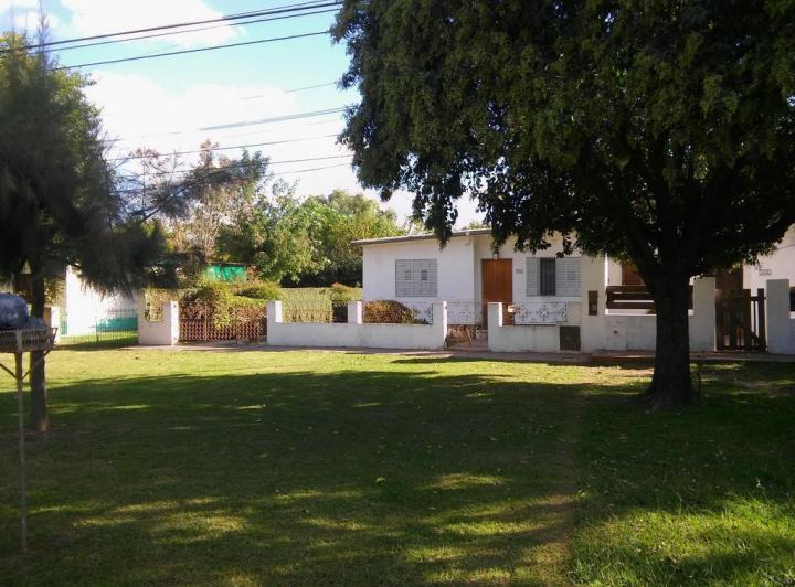 Casa · 96m² · 4 Ambientes · 2 Cocheras